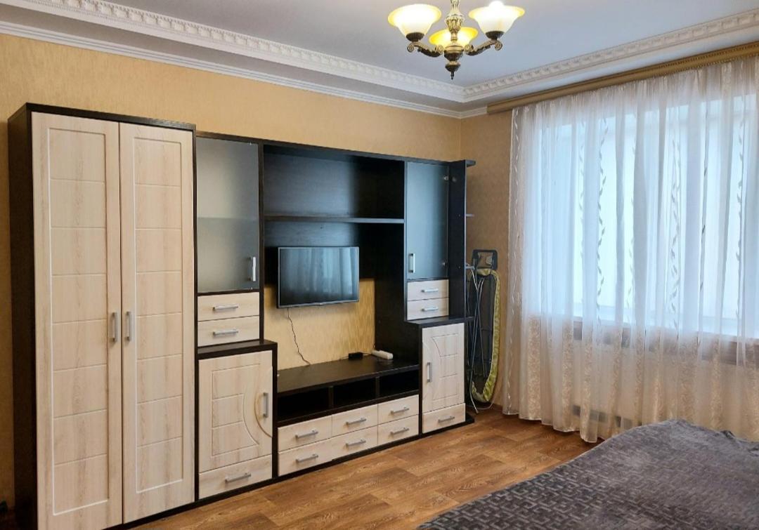 Апартаменты, 2 Комн. 6 Мест Kropyvnytskyi Ngoại thất bức ảnh